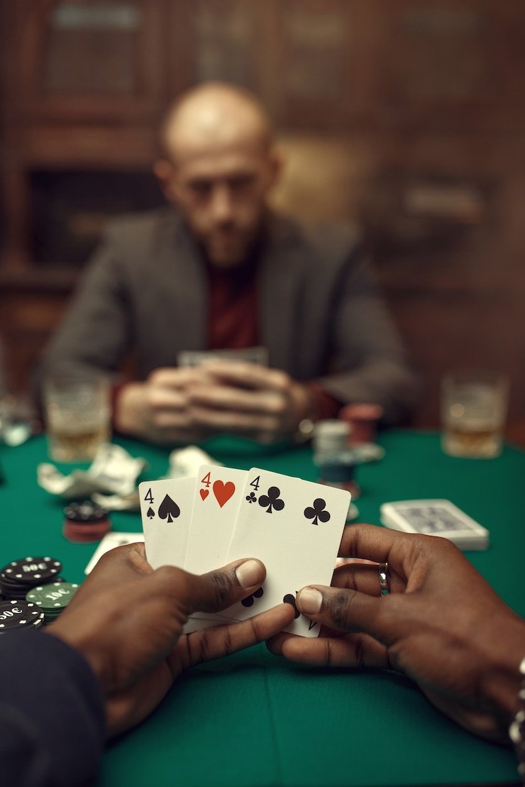panutantoto link mobile app interface showing live casino tables and sportsbook markets